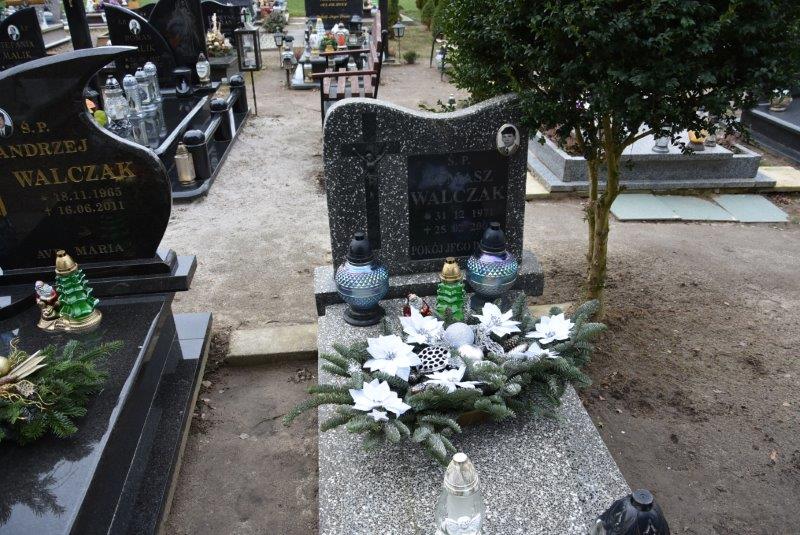 Tomasz Walczak 1971 Banie - Grobonet - Wyszukiwarka osób pochowanych