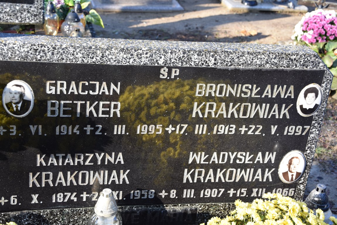 Grób Bronisława Krakowiak
