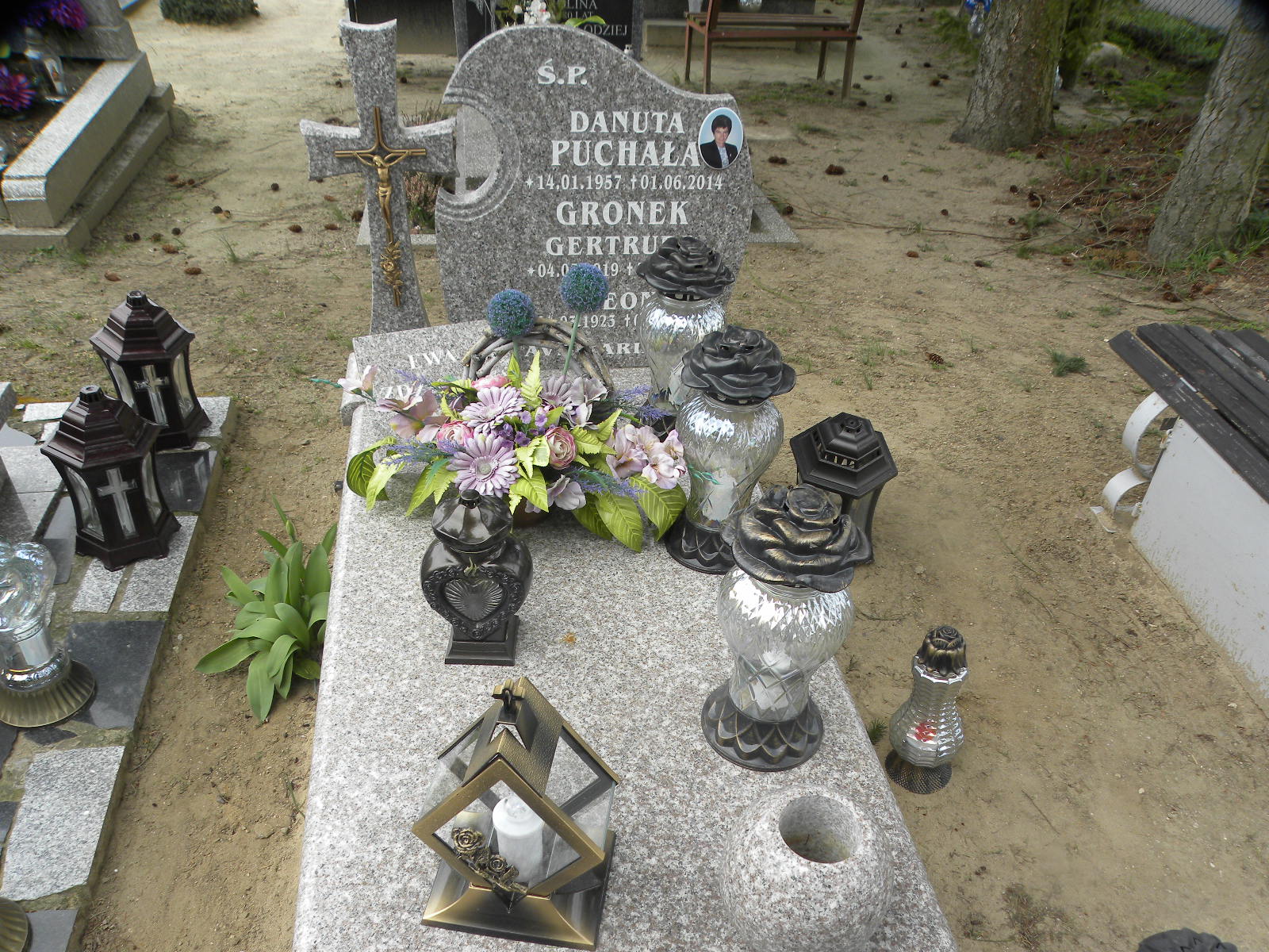 Grób LEON GRONEK