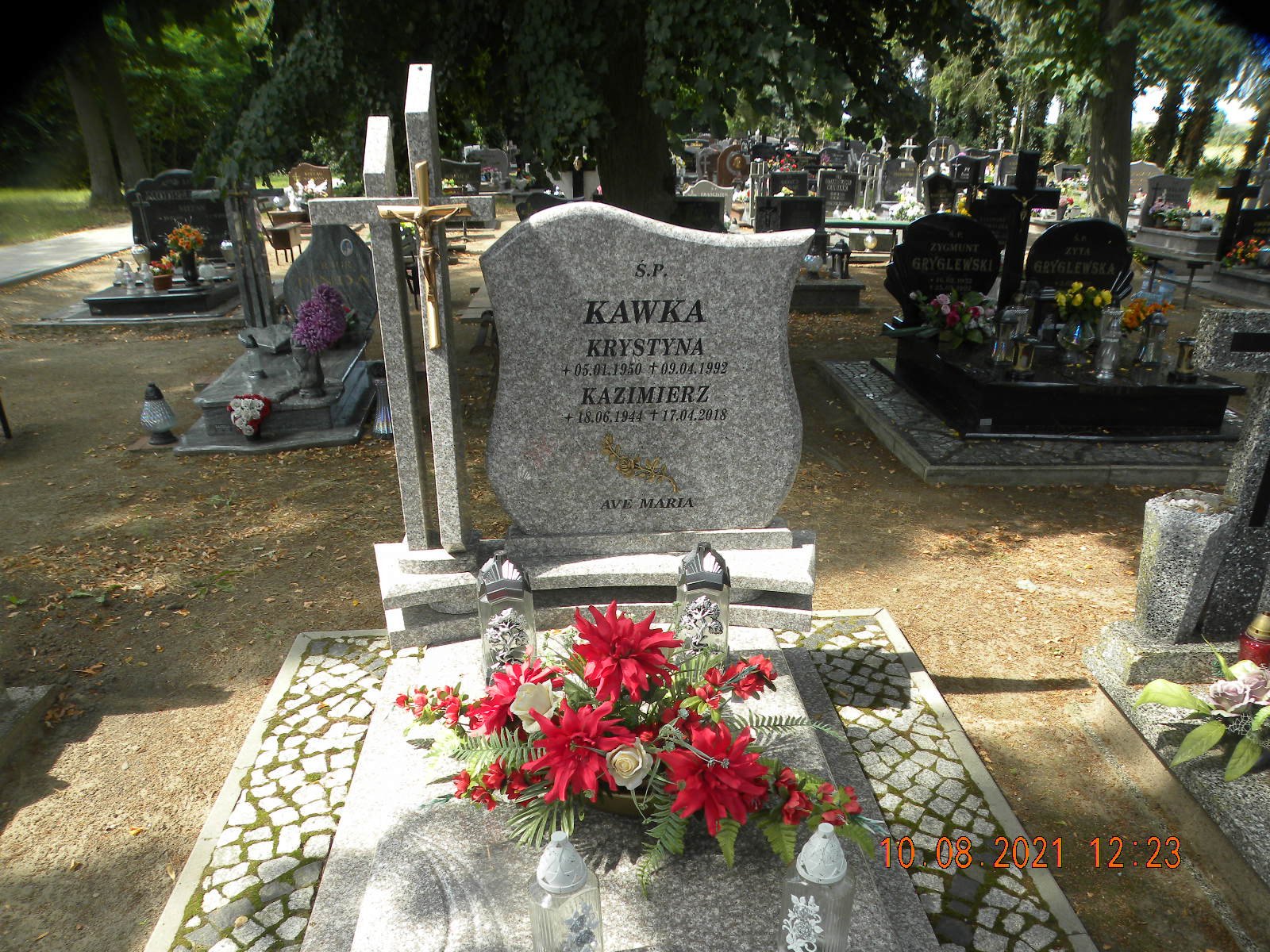 Krystyna KAWKA 1950 Banie - Grobonet - Wyszukiwarka osób pochowanych